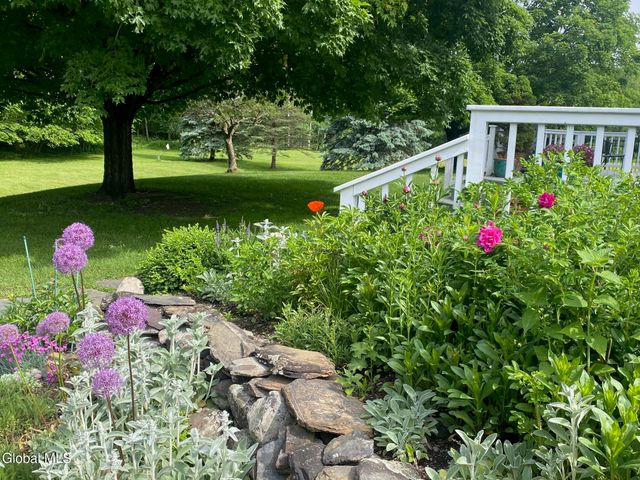 47 Mountain View Way, Salem, NY 12865