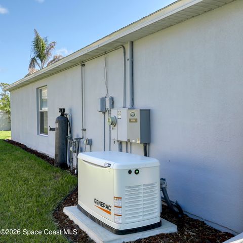 4018 Rolling Hill Drive, Titusville, FL 32796