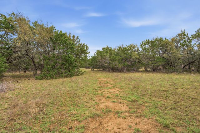 750 County Road 207 RD, Liberty Hill, TX 78642