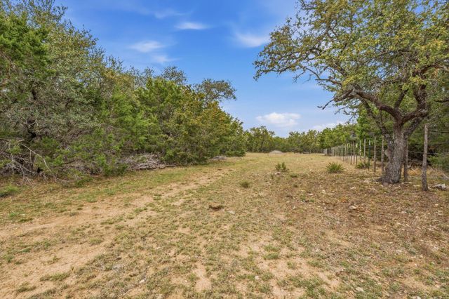 750 County Road 207 RD, Liberty Hill, TX 78642