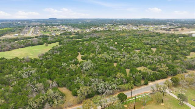 750 County Road 207 RD, Liberty Hill, TX 78642