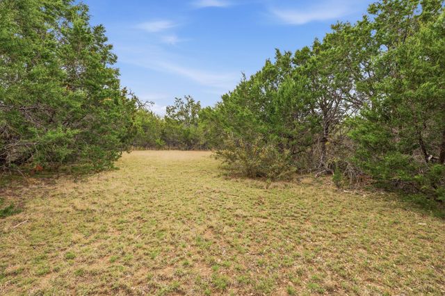 750 County Road 207 RD, Liberty Hill, TX 78642