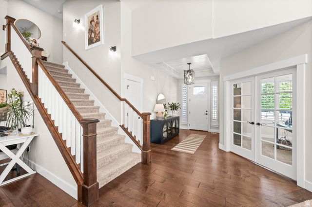 2027 W NICHOLAS FARM LN, South Jordan, UT 84095