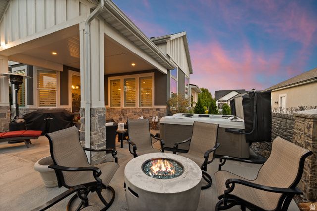 2027 W NICHOLAS FARM LN, South Jordan, UT 84095