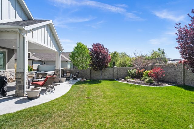 2027 W NICHOLAS FARM LN, South Jordan, UT 84095