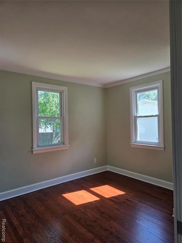 1569 New Hampshire Avenue, Marysville, MI 48040
