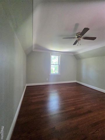 1569 New Hampshire Avenue, Marysville, MI 48040