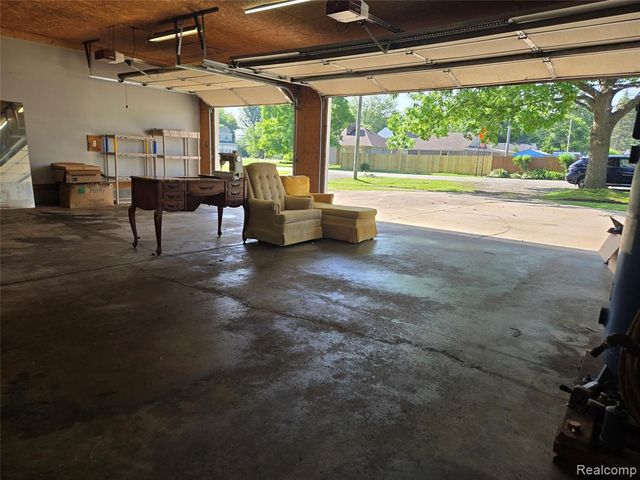 1569 New Hampshire Avenue, Marysville, MI 48040