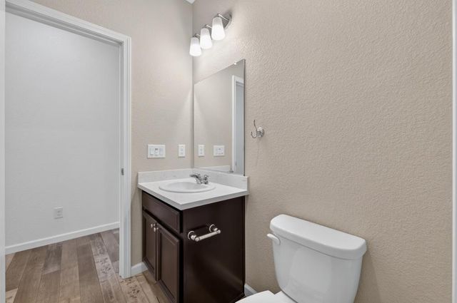 3105 Club Center Dr, Sacramento, CA 95835