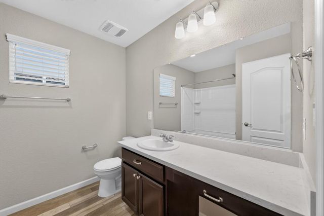 3105 Club Center Dr, Sacramento, CA 95835