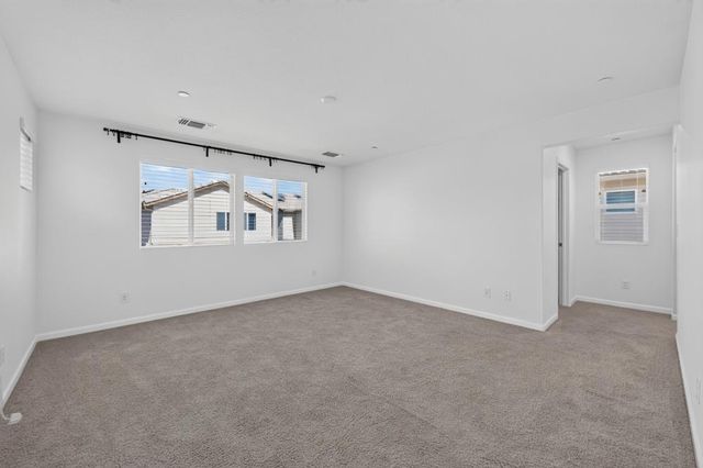 3105 Club Center Dr, Sacramento, CA 95835