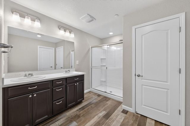 3105 Club Center Dr, Sacramento, CA 95835