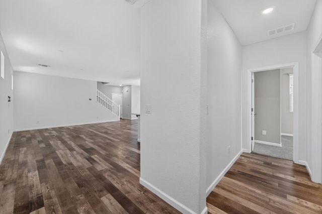 3105 Club Center Dr, Sacramento, CA 95835