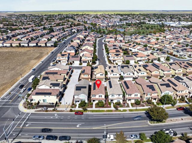 3105 Club Center Dr, Sacramento, CA 95835