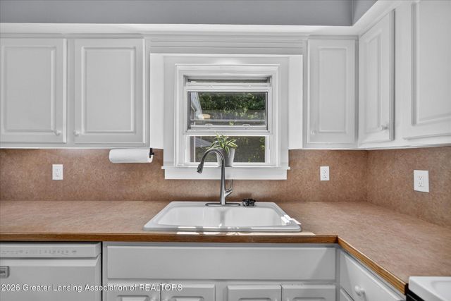 1035 Wentland Drive, Mason, MI 48854