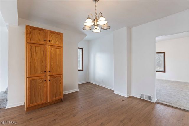 403 W Liberty Street, Girard, OH 44420