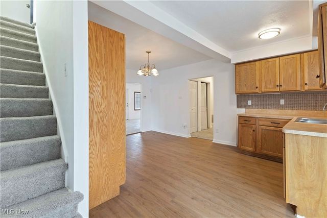 403 W Liberty Street, Girard, OH 44420