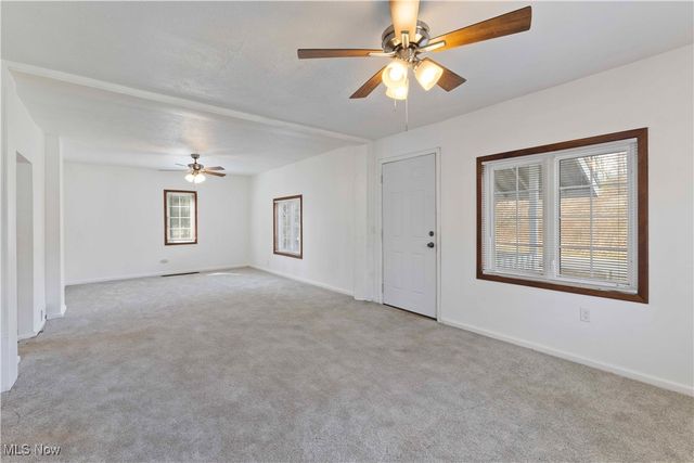 403 W Liberty Street, Girard, OH 44420