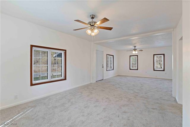 403 W Liberty Street, Girard, OH 44420