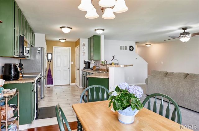 1351 New Charter Lane, O'fallon, MO 63366