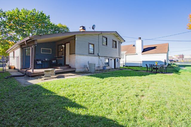 450 E Palatine Road, Palatine, IL 60067