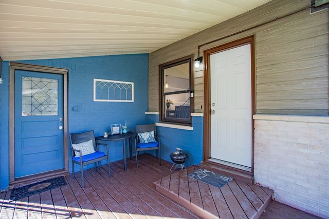 450 E Palatine Road, Palatine, IL 60067