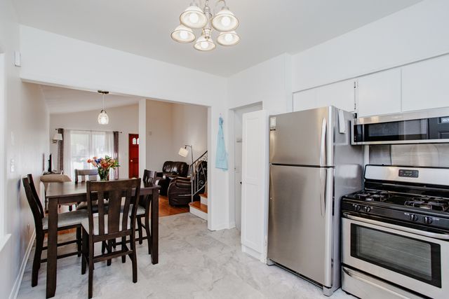 450 E Palatine Road, Palatine, IL 60067