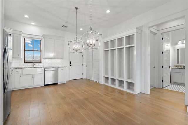 29 Water Street 5, Carlton Landing, OK 74432