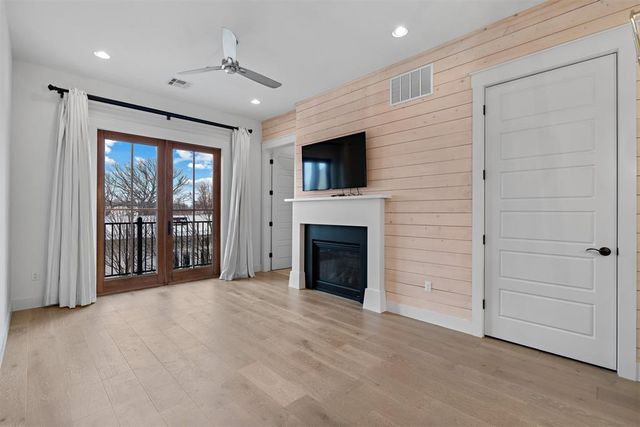 29 Water Street 5, Carlton Landing, OK 74432