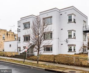 701 MADISON ST NW, Washington, DC 20011