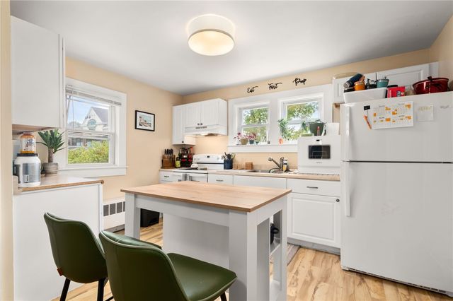 7 Clarke Street, Jamestown, RI 02835