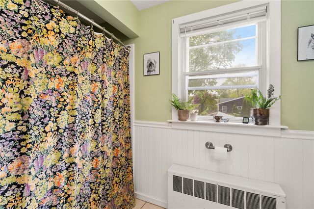7 Clarke Street, Jamestown, RI 02835