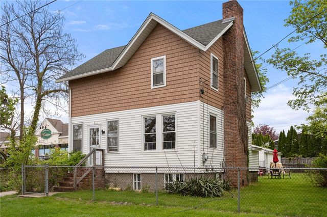 7 Clarke Street, Jamestown, RI 02835