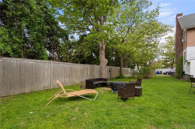 7 Clarke Street, Jamestown, RI 02835