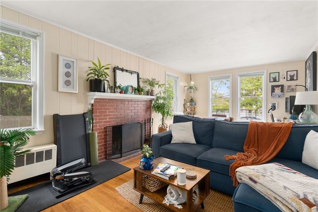 7 Clarke Street, Jamestown, RI 02835
