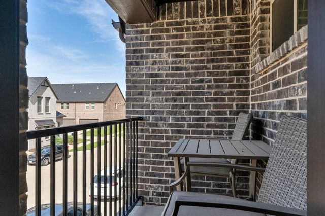 1900 Melinda Lane, Farmers Branch, TX 75234