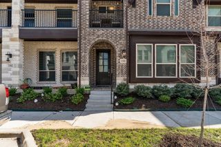 1900 Melinda Lane, Farmers Branch, TX 75234