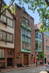 32 Lime St, Boston, MA 02108