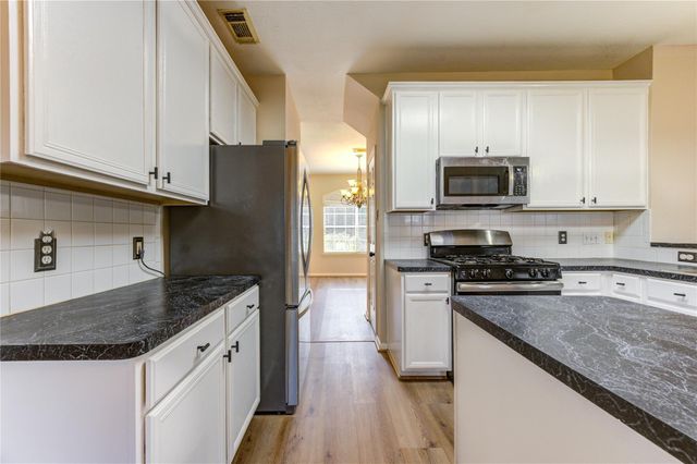 1223 Oak Canyon Lane, Richmond, TX 77469