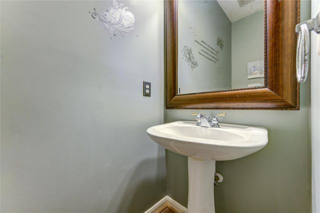 1223 Oak Canyon Lane, Richmond, TX 77469
