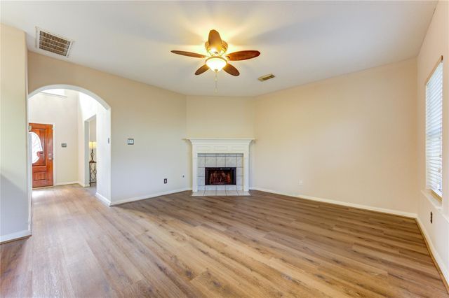 1223 Oak Canyon Lane, Richmond, TX 77469