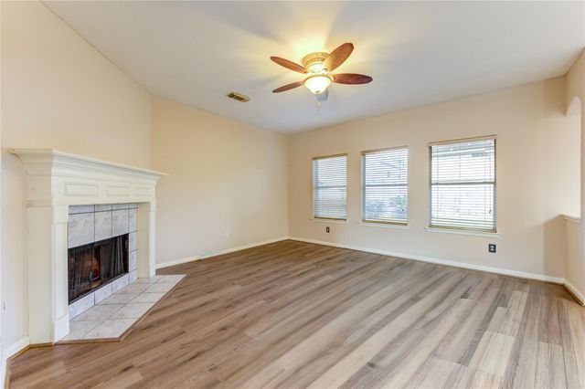 1223 Oak Canyon Lane, Richmond, TX 77469