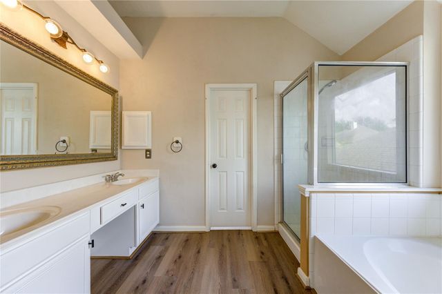 1223 Oak Canyon Lane, Richmond, TX 77469