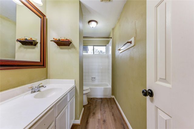 1223 Oak Canyon Lane, Richmond, TX 77469