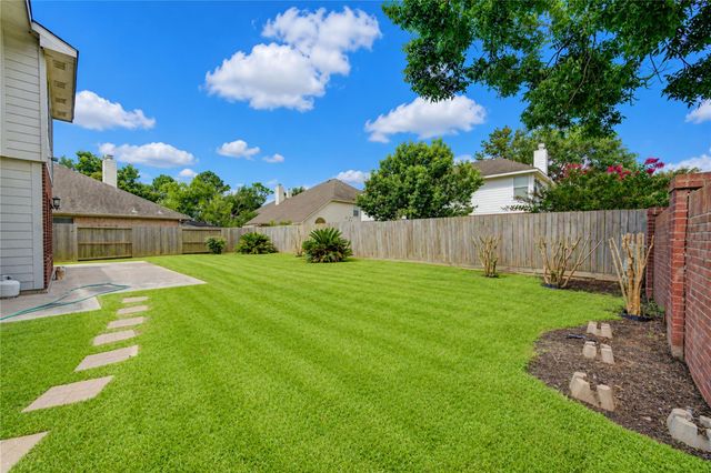 1223 Oak Canyon Lane, Richmond, TX 77469