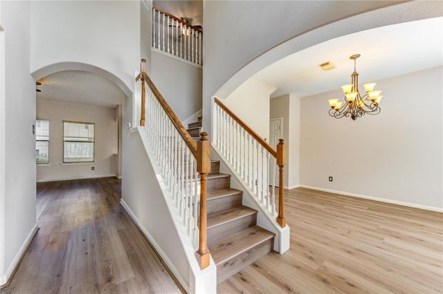 1223 Oak Canyon Lane, Richmond, TX 77469