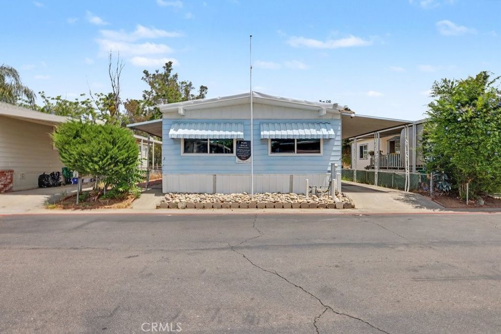 13655 Highway 8 Business 2, El Cajon, CA 92021 — photo 2