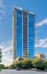 3130 N Harwood Street 1605, Dallas, TX 75201