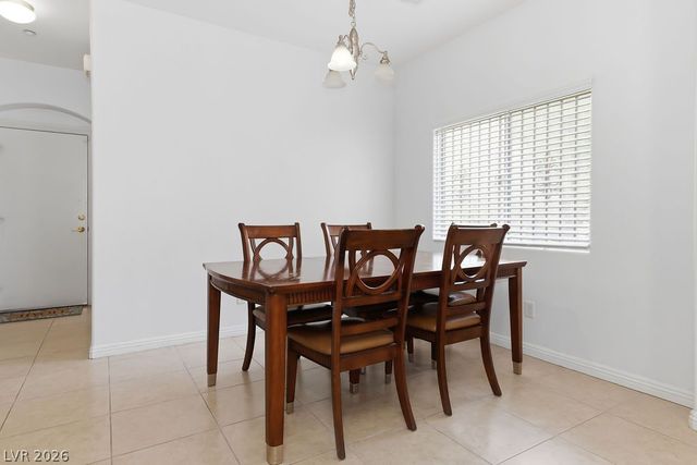 5551 Box Cars Court 103, Las Vegas, NV 89122