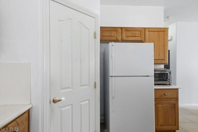 5551 Box Cars Court 103, Las Vegas, NV 89122